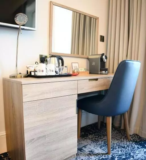 オーシャンビュースーペリアールーム, Best Western Premier Dover Marina Hotel & Spa