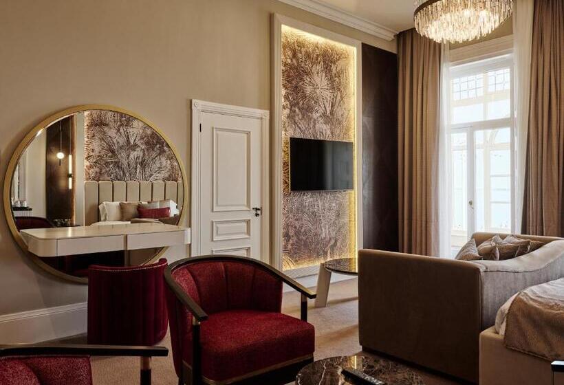 带大床的套房, Best Western Premier Dover Marina Hotel & Spa