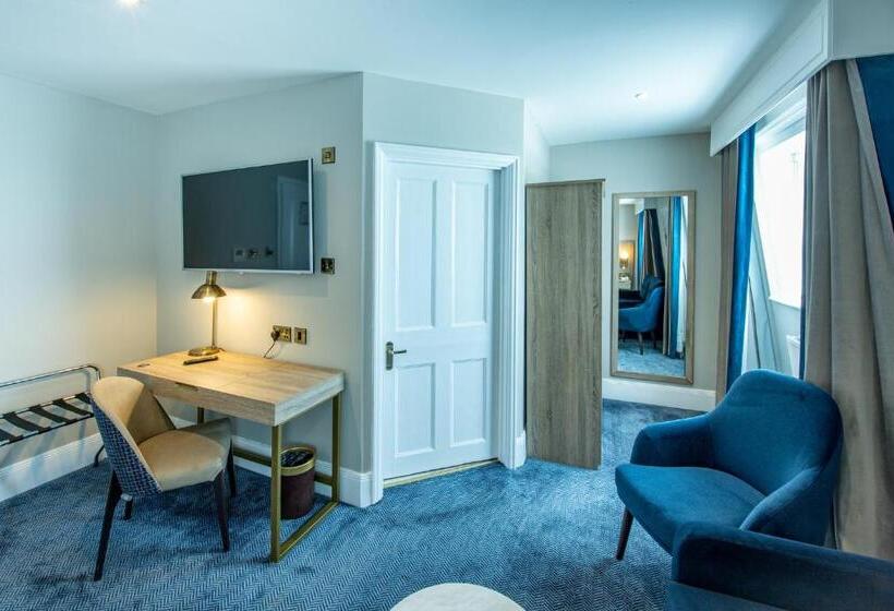 家庭间, Best Western Premier Dover Marina Hotel & Spa