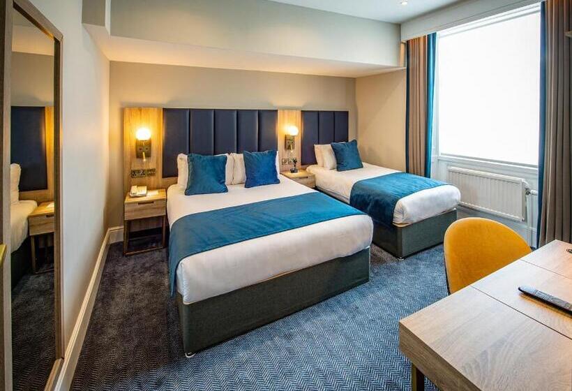 家庭间, Best Western Premier Dover Marina Hotel & Spa