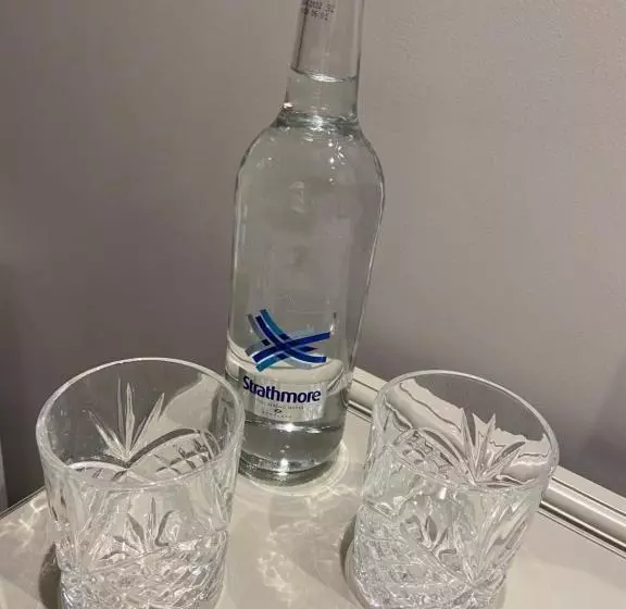 اتاق سوپریور خانوادگی, Caledonian