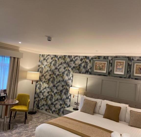 חדר סופריור עם מיטת קינג, Caledonian