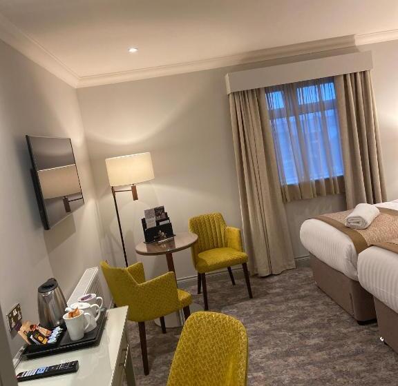 חדר סופריור, Caledonian