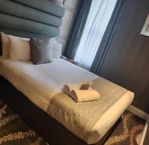 חדר דלוקס יחיד, Caledonian