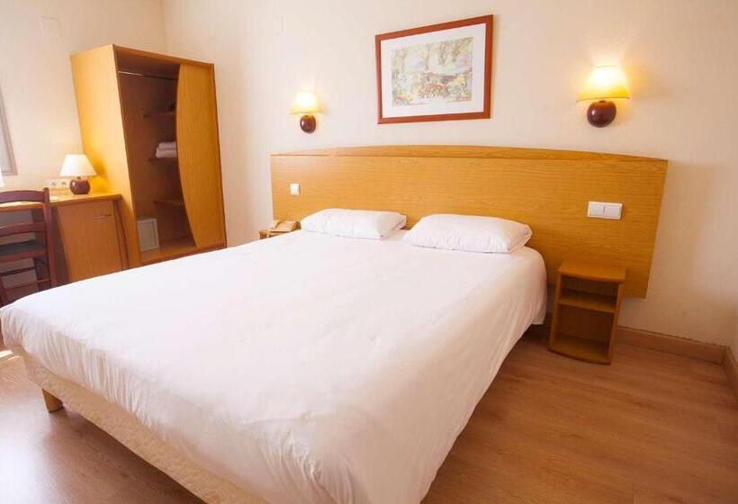 스탠다드 트리플 룸, Travelodge Alicante Puerto