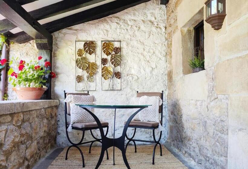 اتاق استاندارد سه تخته با بالکن, Casa Del Marques