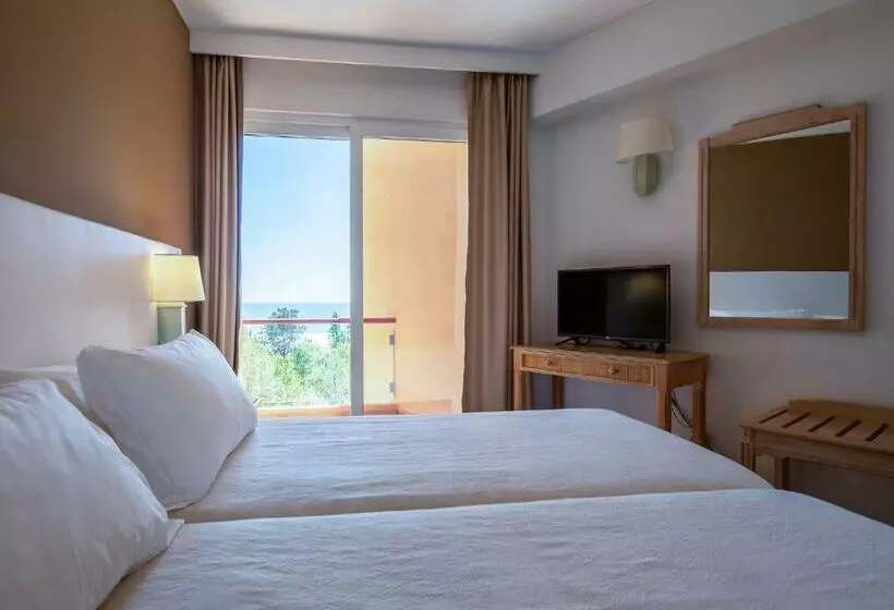 Suite with Terrace, Dom Pedro Marina