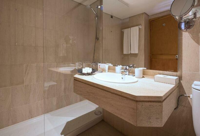 סוויטה עם טרסה, Dom Pedro Marina