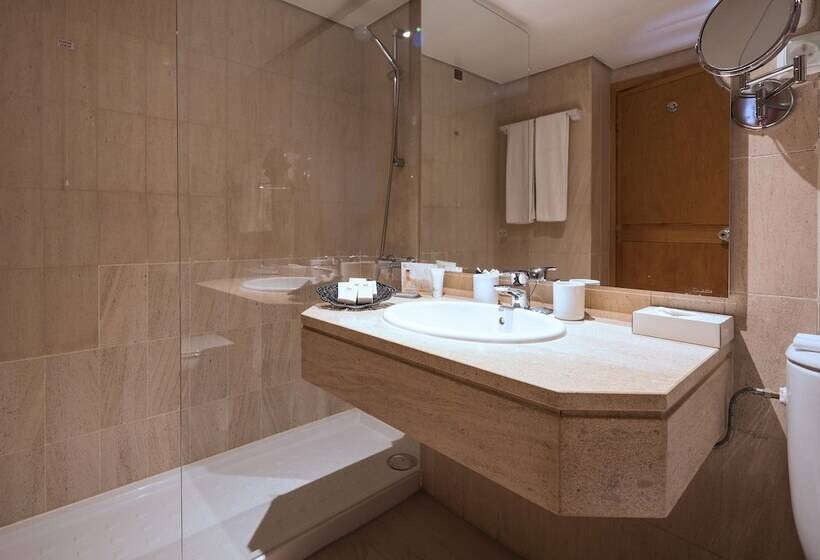 סוויטה, Dom Pedro Marina