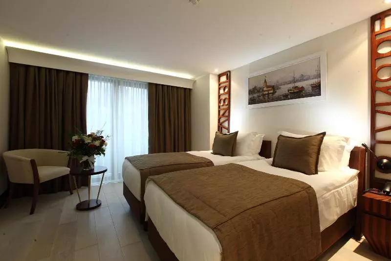 Suite with Terrace, Dom Pedro Marina