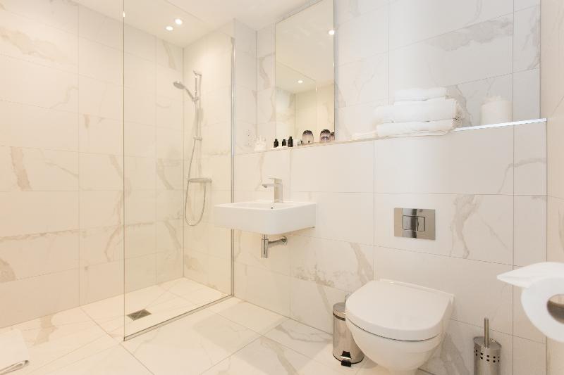 Люкс Повышенной Комфортности, Dunalastair Hotel Suites