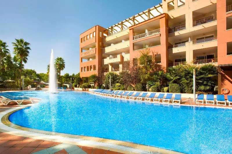 اتاق خانوادگی, H10 Mediterranean Village