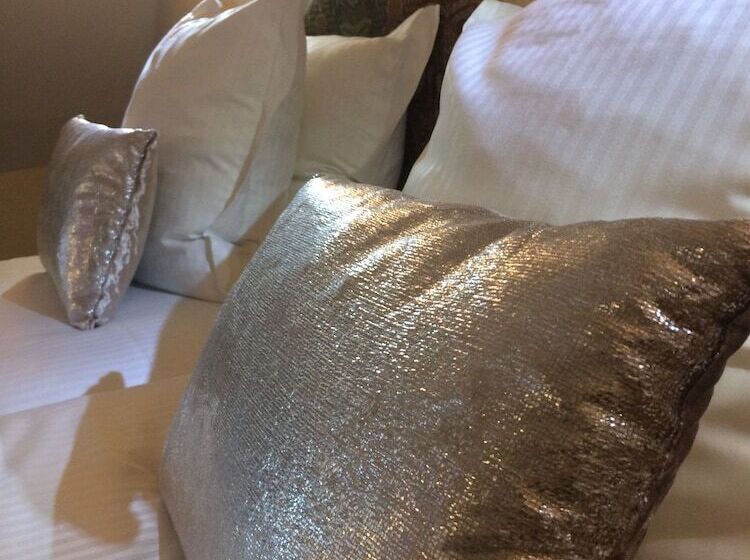 חדר סטנדרט, Henry Ii Beaune Centre