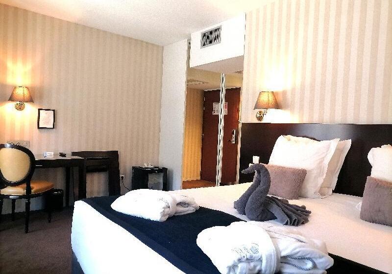 חדר סופריור, Henry Ii Beaune Centre