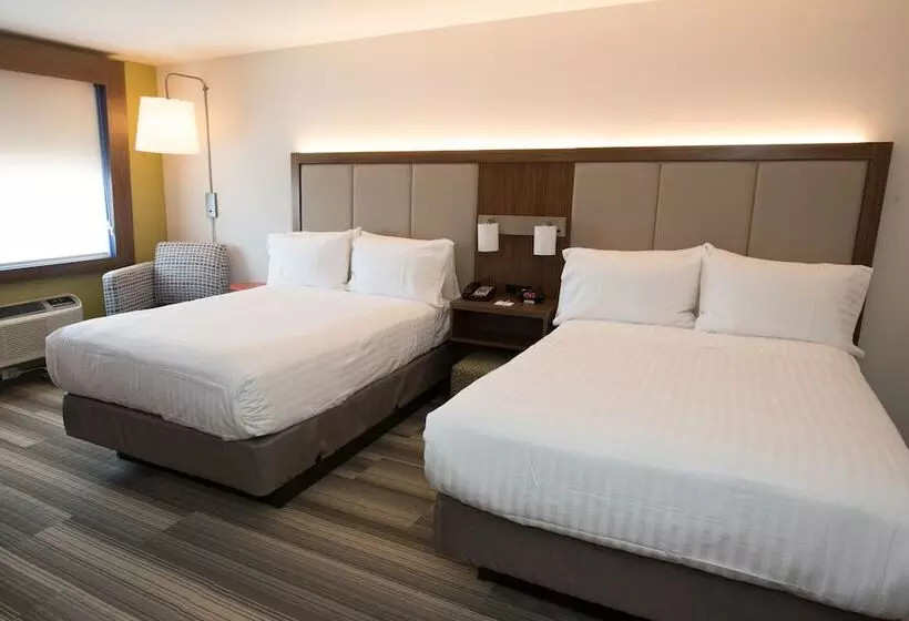 ２ダブルベッドのスタンダードルーム, Holiday Inn Express Laguardia Airport By Ihg