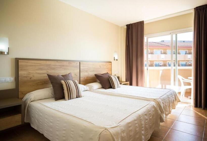 غرفة عائلية, Ohtels La Hacienda