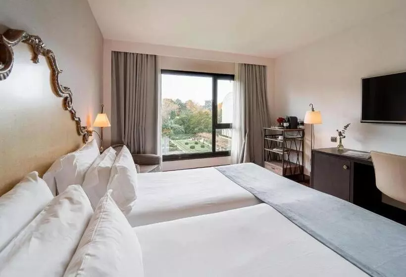 اتاق سوپریور با چشم‌انداز, Palacio De Avilés, Affiliated By Meliá