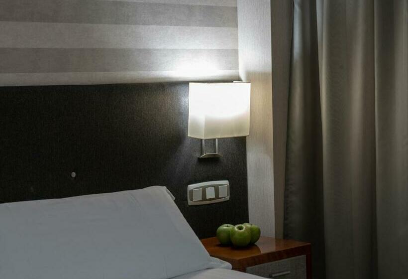 标准间, Plaza Las Matas