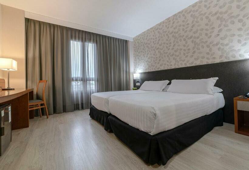 标准间, Plaza Las Matas