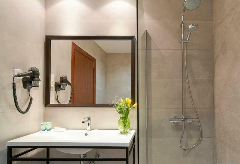 标准间, Plaza Las Matas