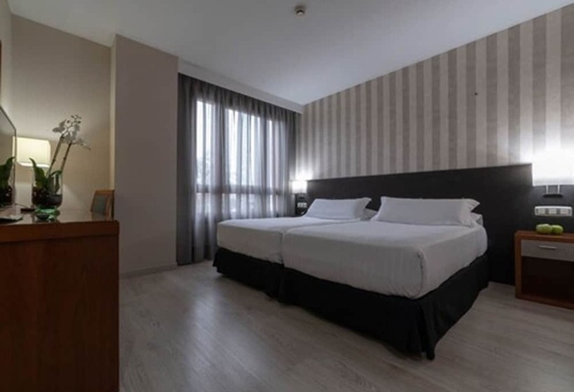 标准间, Plaza Las Matas