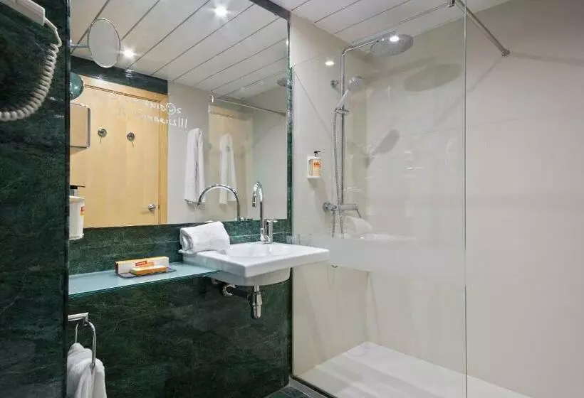 اتاق استاندارد, Sol Port Cambrils