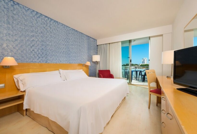 标准间, Sol Port Cambrils