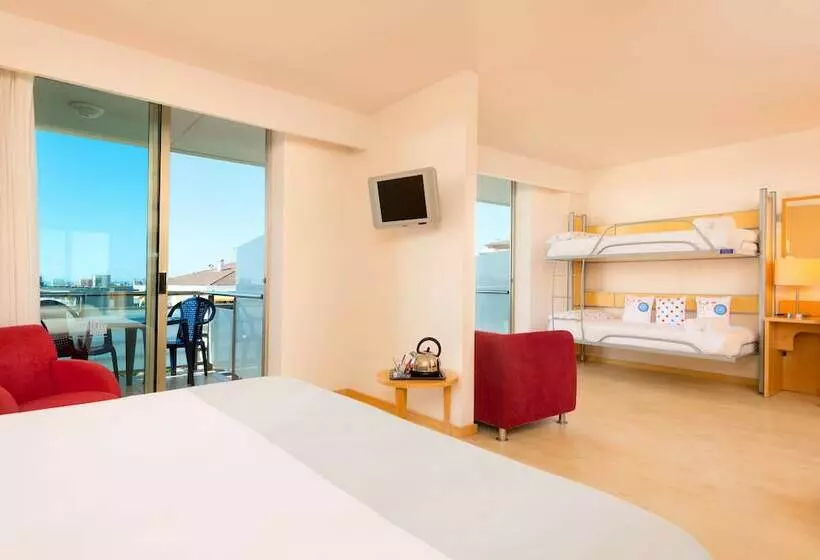 سوییت جونیور, Sol Port Cambrils