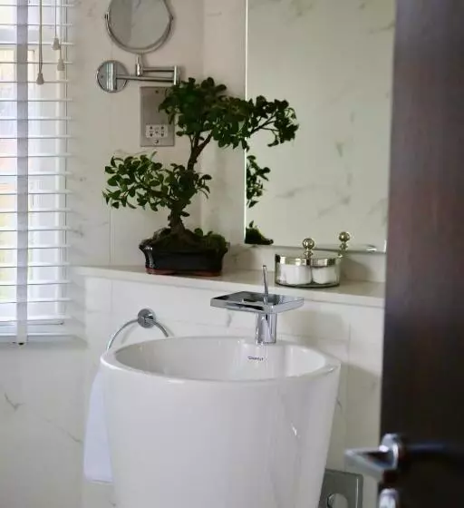 デラックスルーム, Cairn Lodge