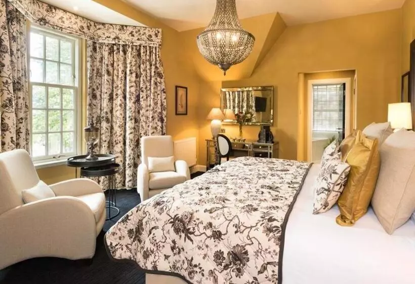 デラックスルーム, Cairn Lodge