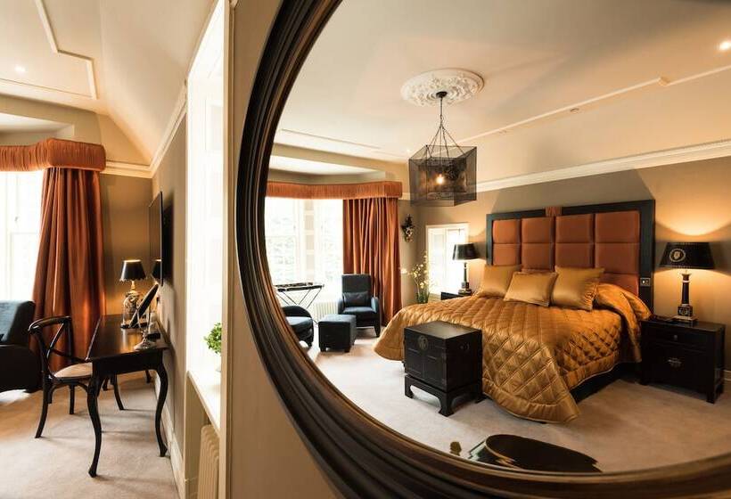 Семейный Номер, Cairn Lodge