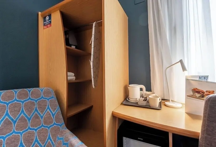 اتاق استاندارد, Travelodge Alicante Puerto