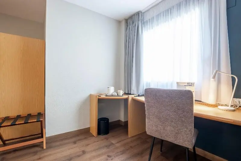 اتاق استاندارد برای معلولان, Travelodge Alicante Puerto