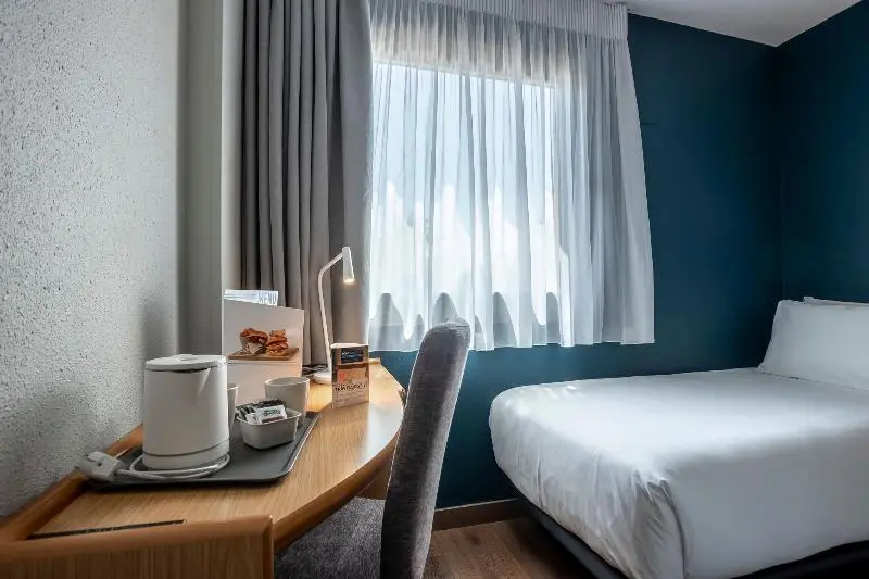اتاق استاندارد برای معلولان, Travelodge Alicante Puerto
