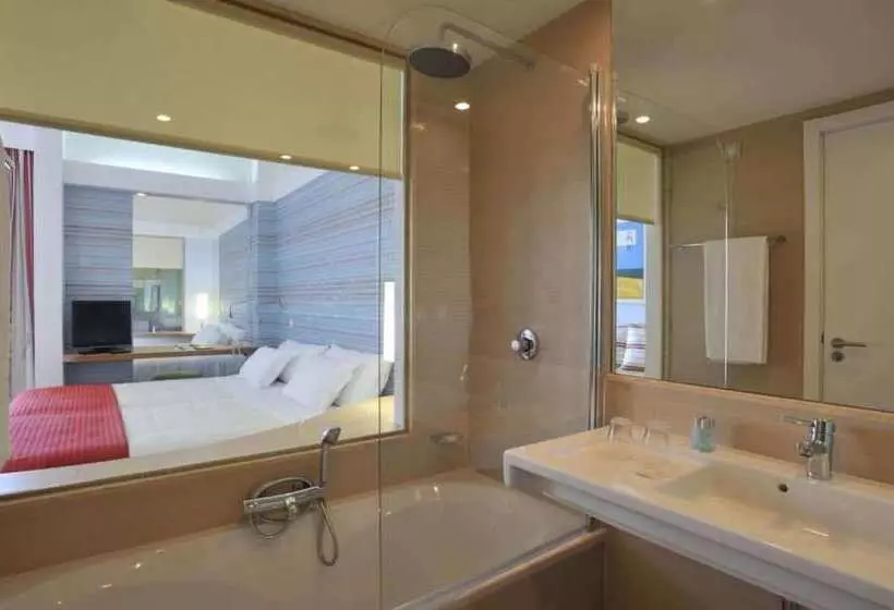 اتاق لوکس با چشم‌انداز دریا, Pestana D. João Ii Beach & Golf Resort