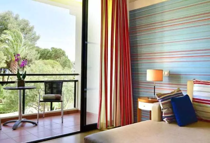 سوییت با چشم‌انداز باغ, Pestana D. João Ii Beach & Golf Resort