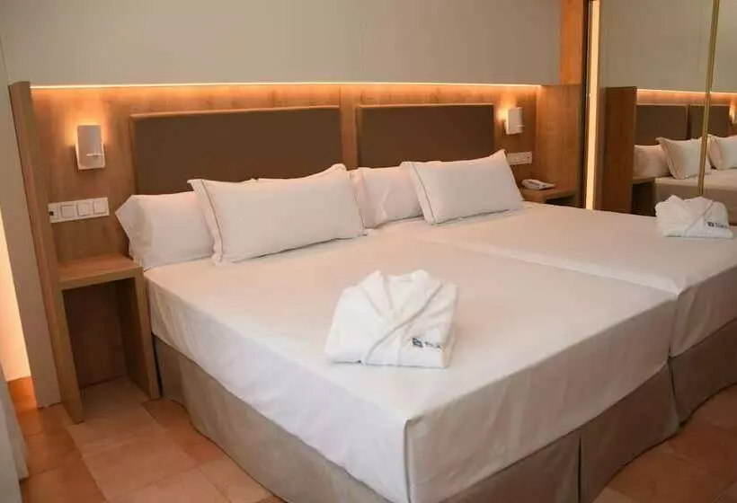 اتاق استاندارد, Playaballena
