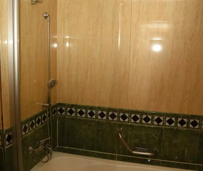 اتاق استاندارد, Playaballena