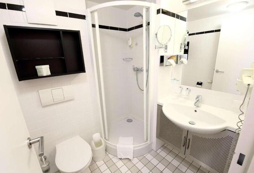 Номер Стандарт, Rugs Hotel Am Schlosspark Lichtenwalde