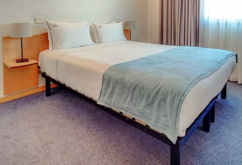 استودیوی استاندارد, Vip Executive Eden Apart