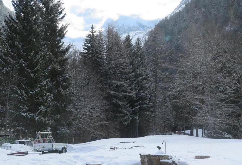 غرفة قياسية مطلة على الجبل, Riversong Centre Thermal