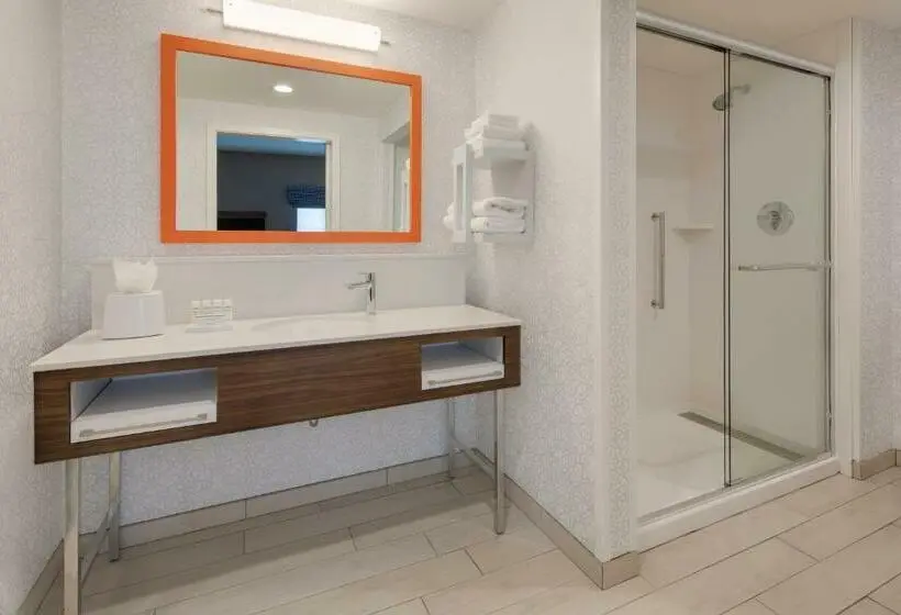 キングサイズベッドのデラックススイート, Hampton Inn Santa Cruz West, Ca