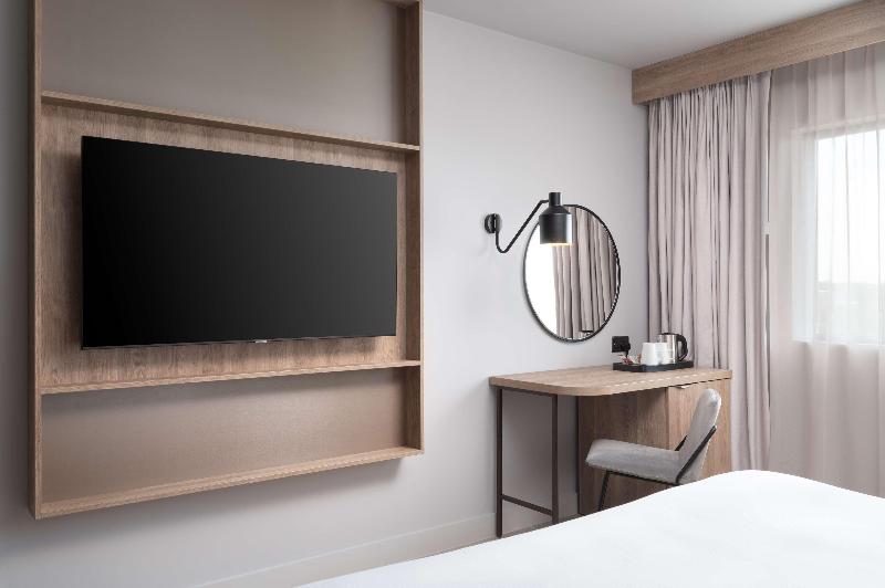 キングサイズベッドのスタンダードルーム, Hilton Garden Inn Silverstone