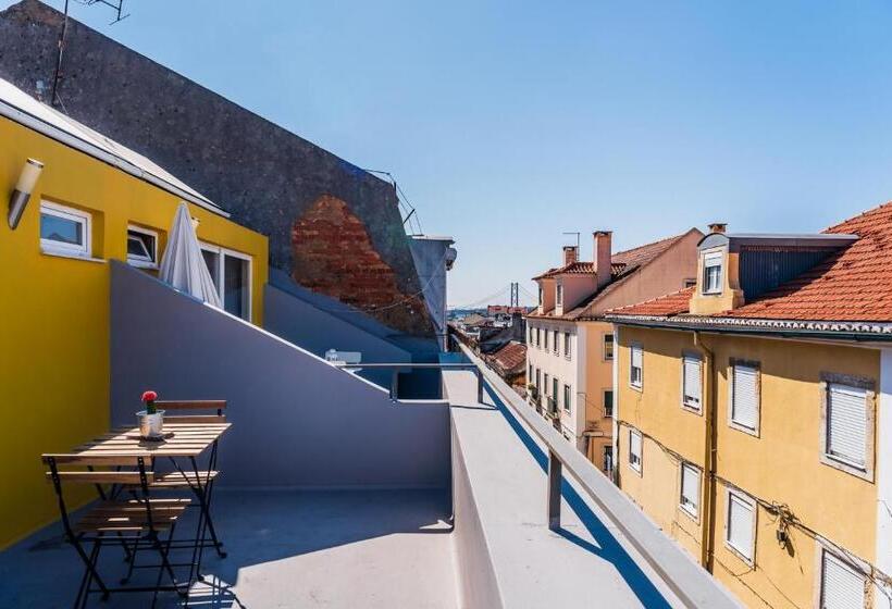 اتاق استاندارد, Memories Of Lisbon