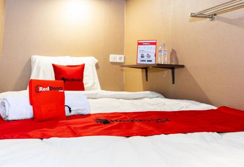 공동 객실, Reddoorz Hostel @ Di Panjaitan Simpang Lima