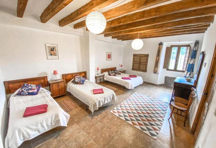 Семейный Номер, Casa Rural Sant Petrus De Madrona