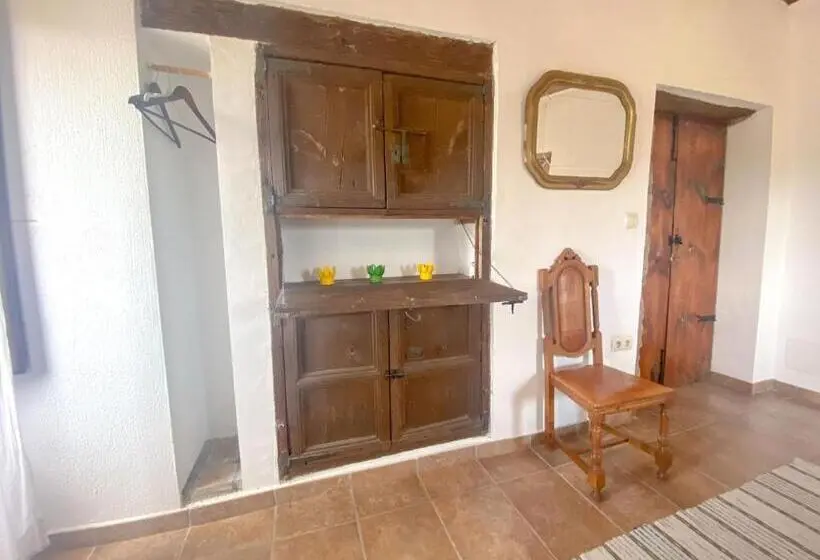 マウンテンビュースタンダードルーム, Casa Rural Sant Petrus De Madrona