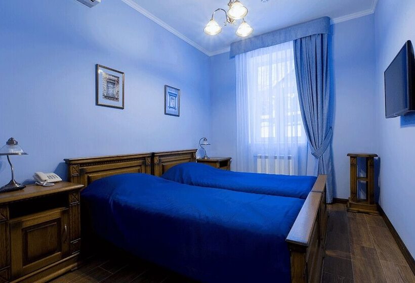 חדר סטנדרט, Favorit