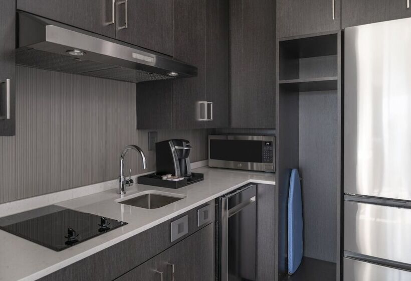 Студия Стандарт Двуспальная Кровать, Staybridge Suites   Boston Logan Airport   Revere, An Ihg