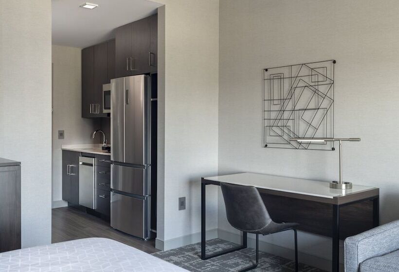 إستوديو قياسى سرير مزدوج, Staybridge Suites   Boston Logan Airport   Revere, An Ihg